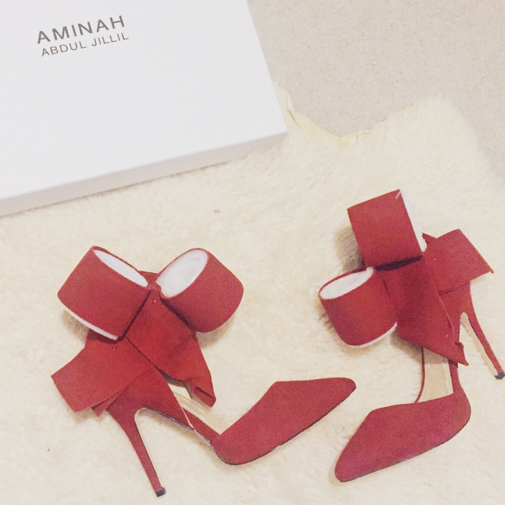 Red bow tie heels